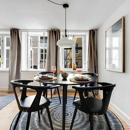 Sanders Central - Petite One-bedroom In The Middle Of It All * Kopenhagen